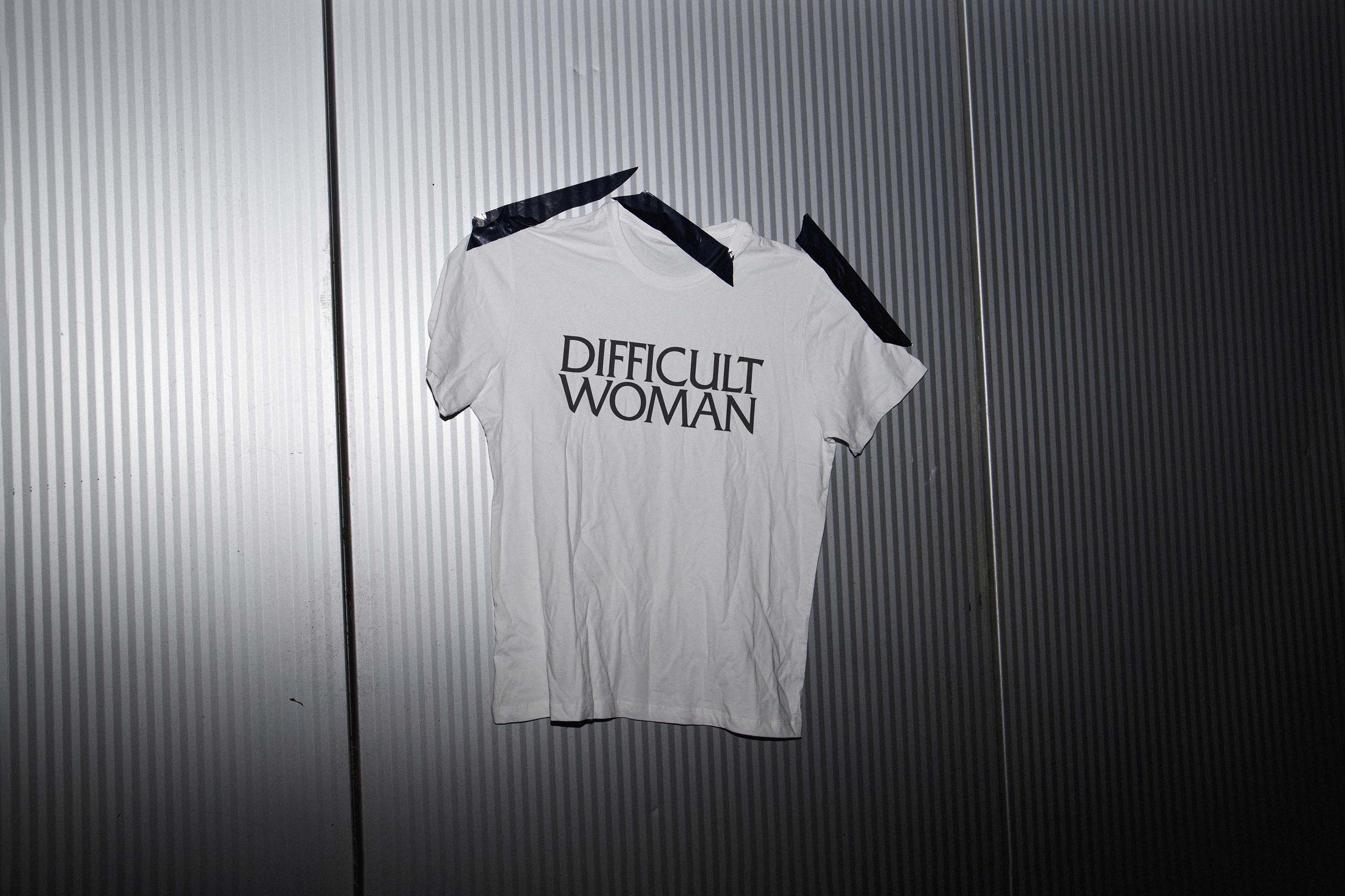 Difficult Woman – Tee